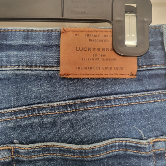 Lucky Brand Dark Blue Women's Skinny Jeans - Picture 3 of 4